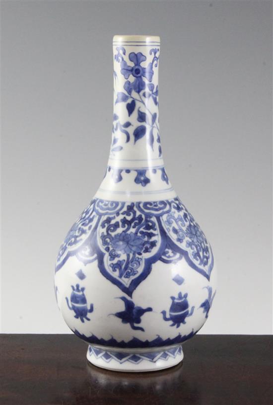 A Chinese blue and white bottle vase, Kangxi period, 19.5cm, neck restored